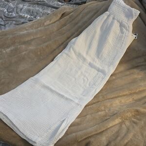 White Women's Capris